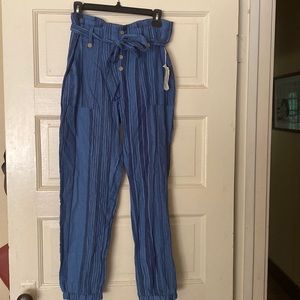 NEW Indigo Rein Boho high waisted linen blend pants. Size medium.